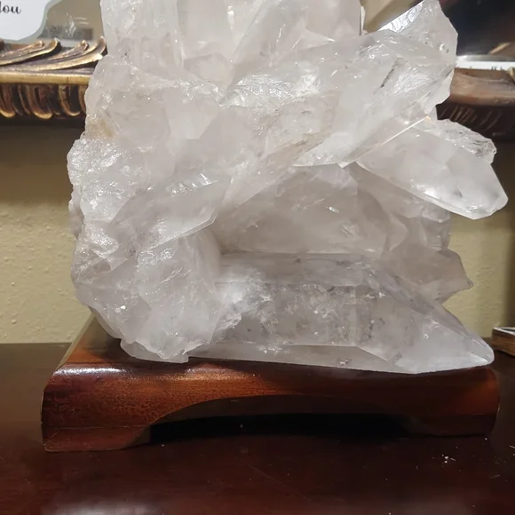 Clear Quartz. 9.7lb. - Picture 7 of 8